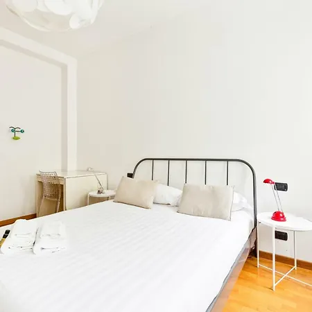 San Siro Stadium Garden Flat Mediolan